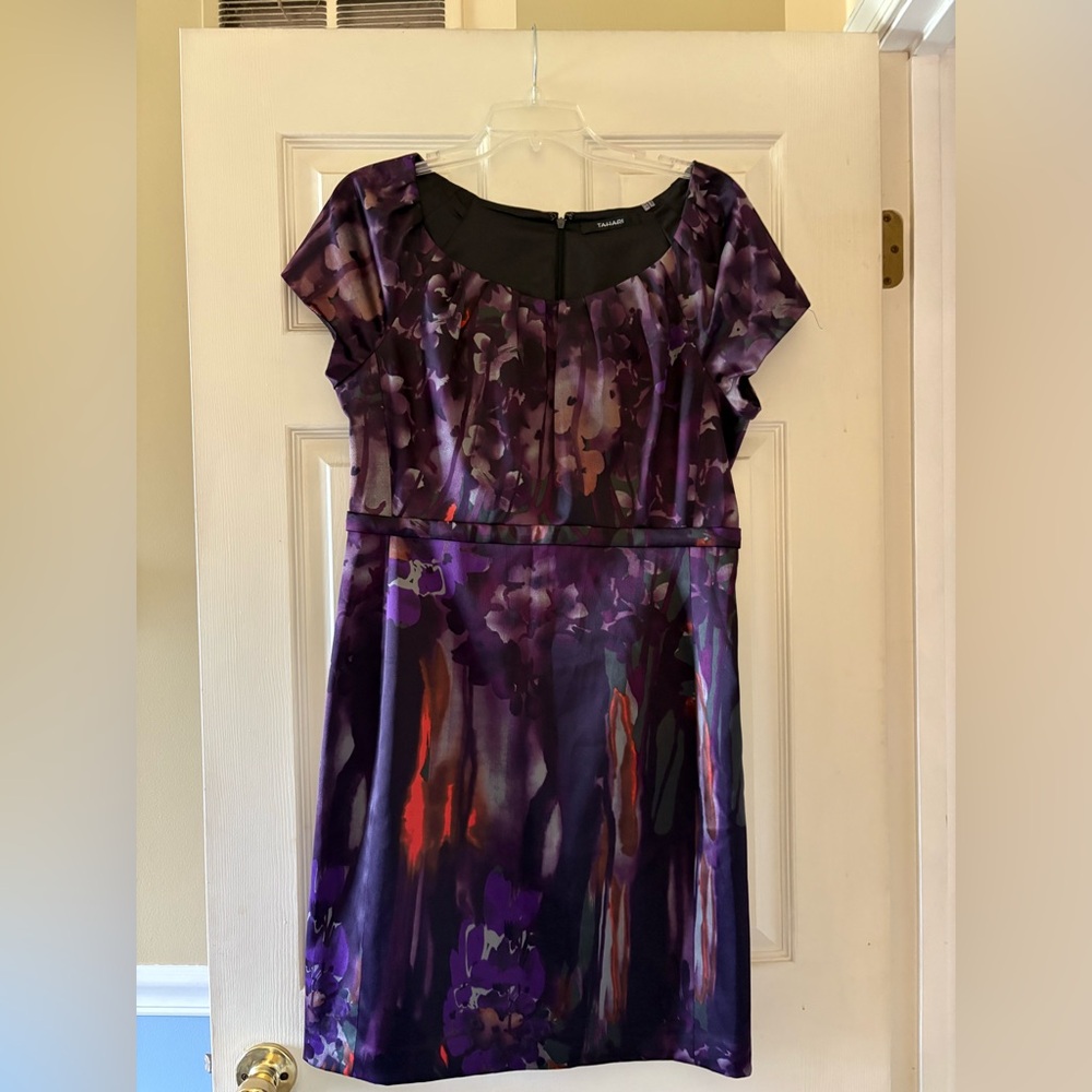 Tahari Size 12 Purple Dress